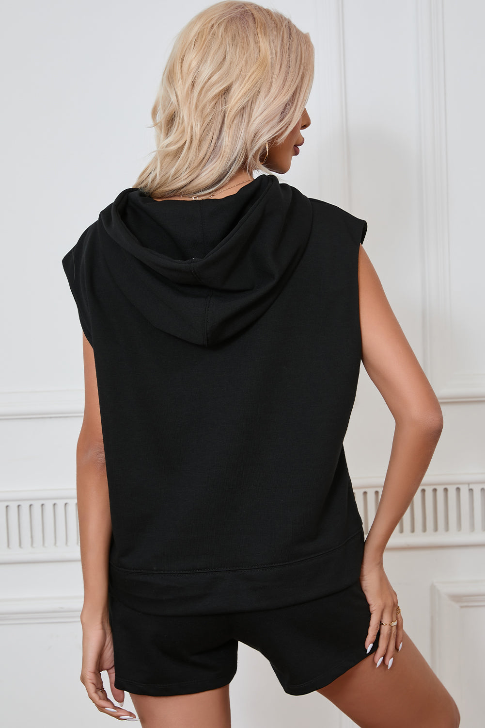 Black Solid Color Sleeveless Hoodie and Shorts Set